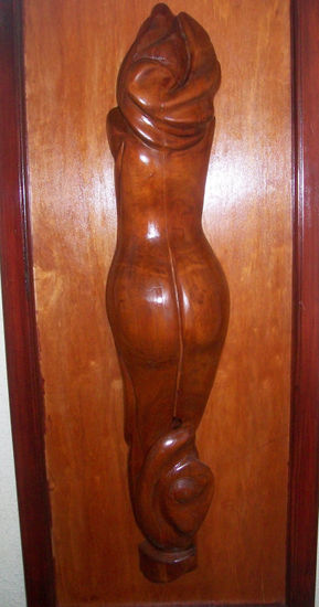 MI MUSA III Madera Figurativa