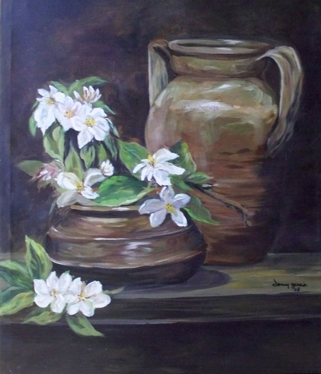 jarrones medievales con flores de manzano.