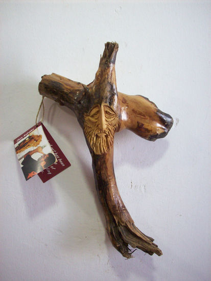 Crucifijo. Wood Figurative