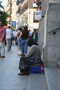 A la puerta de la...