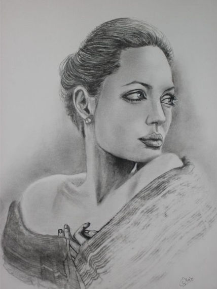 Angelina jolie