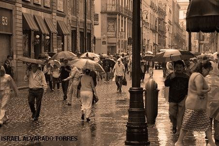 Bajo la lluvia 