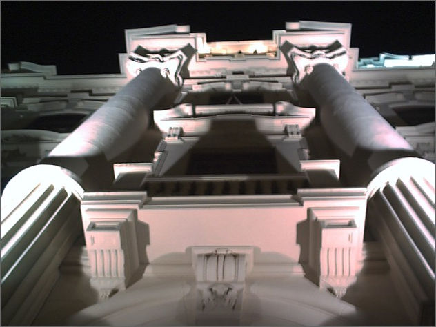 la noche y sus luces