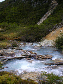 Agua azul de Glaciar