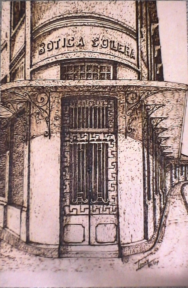 Botica Solera Puerta Principal