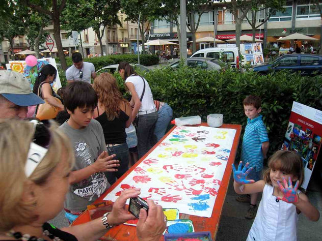 Junio 2009 participación ciudadana en Reus  "ArtSalud con el cáncer de mama"