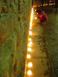 La niña de las velas