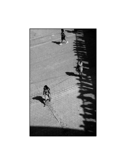 Tres