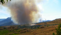 Fuego en la colina