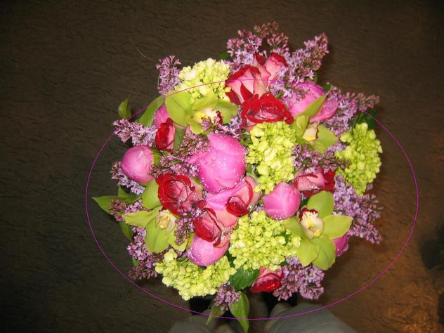 disenador de arreglos florales..