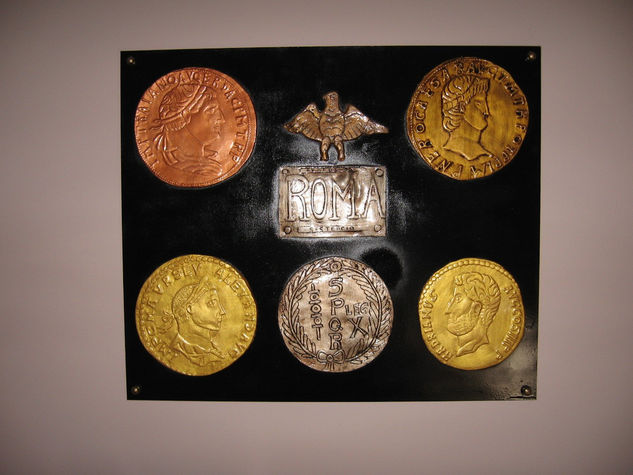 Monedas romanas imperiales Pottery Figurative