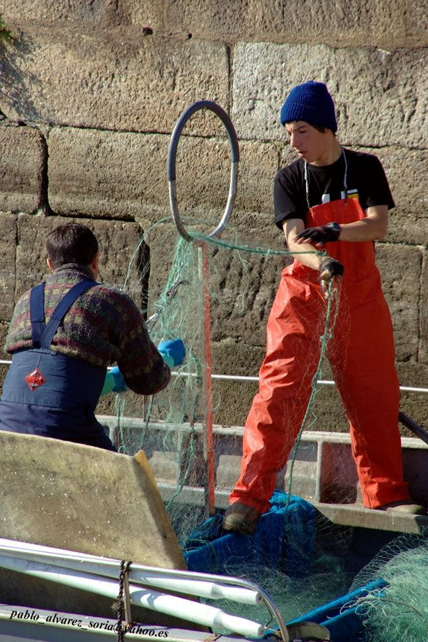 MARINEROS CON REDES 3