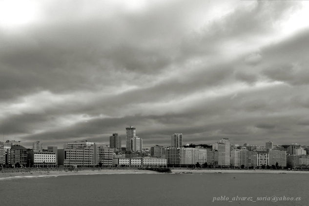 BAHIA DE CORUÑA UN DIA DE TORMENTA 