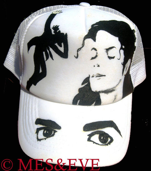 Michael Jackson B&W   gorra custom en progreso Acrylic Textile Figure Painting