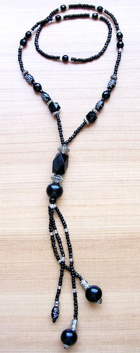 Collar negro - 037