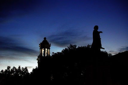 Silueta a colon