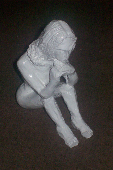 ELLA Pottery Figurative