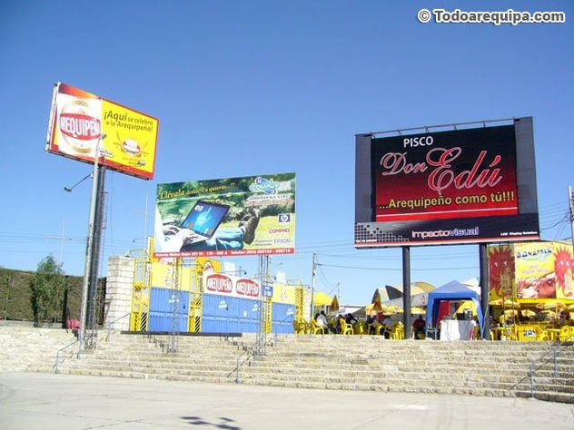 Paneles de publicidad porejemplo