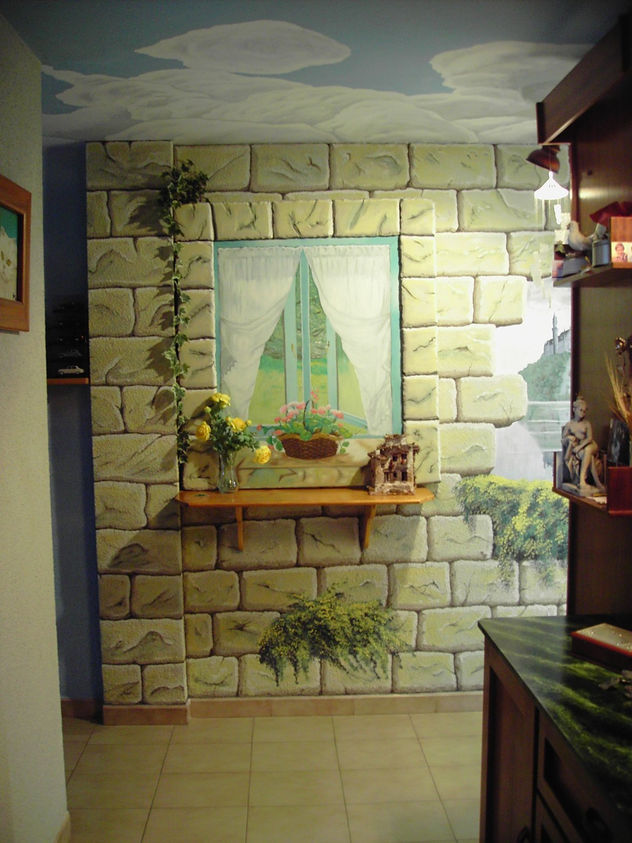 mural con ventana sobre lienzo, marco de porexpan y pared rota