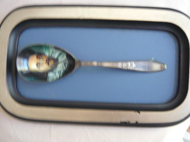 Cuchara de plata con personaje Español