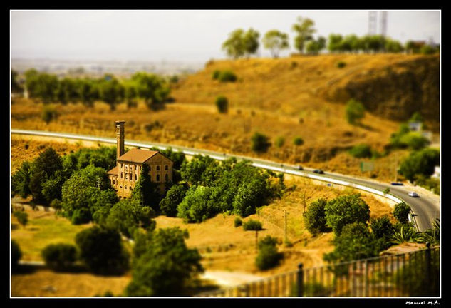 Efecto miniatura (tilt shift) Other Themes Color (Digital)