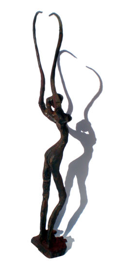 mujer equilibrio Cerámica Figurativa