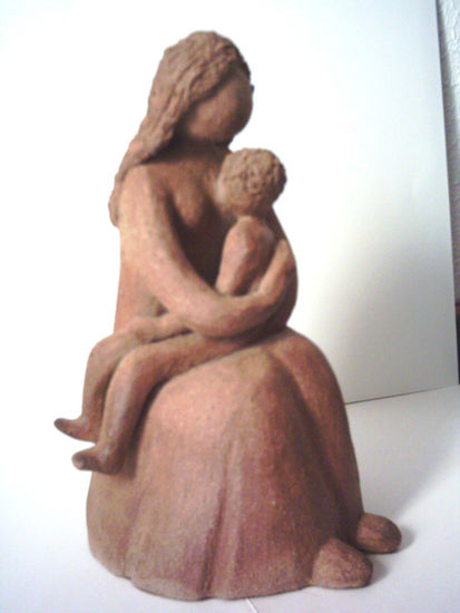 Mi madre Pottery Figurative