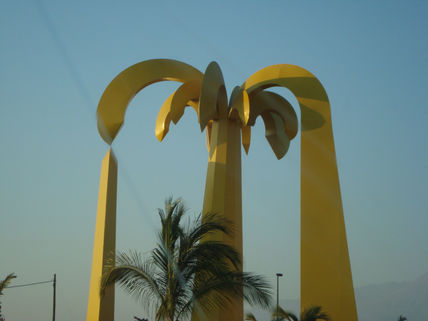 Palmera de metal