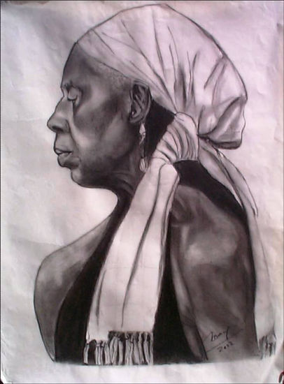 Mujer Morena Charcoal