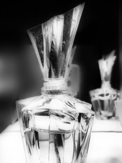 Perfume Architecture and Interiorism Black and White (Digital)