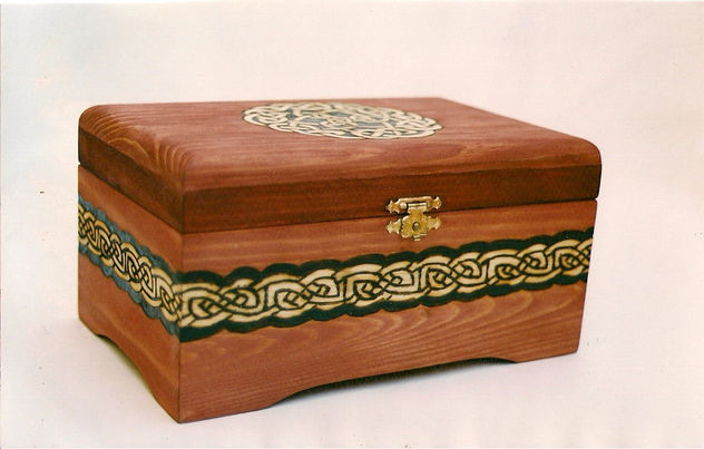 caja celta 2