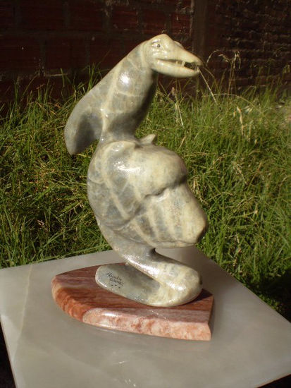 LAGARTO OSESNO Stone Figurative