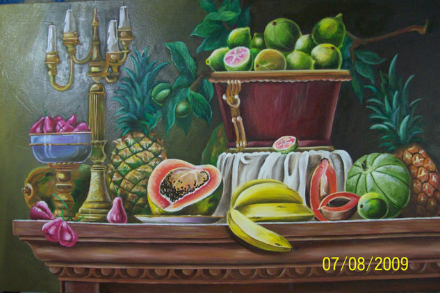 frutas tropicales sobre mesa 