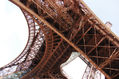 UN DETALLE DE EIFFEL SERIE ARCHTECTURE FANTASYMARTHA SANTOS)