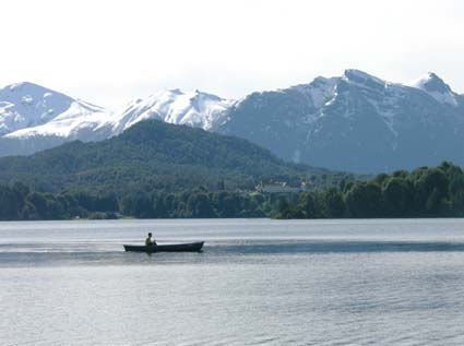 Remando en el lago 