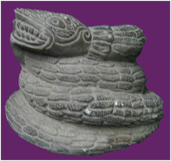 Quetzalcóatl (serpiente emplumada) Mixta Figurativa