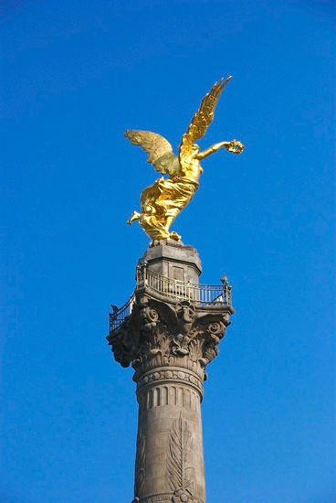 Angel de la Independencia, México D.F. Photojournalism and Documentary Color (Digital)