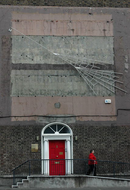 Spider Web Red Door