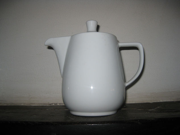 Cafetera de porcelana 