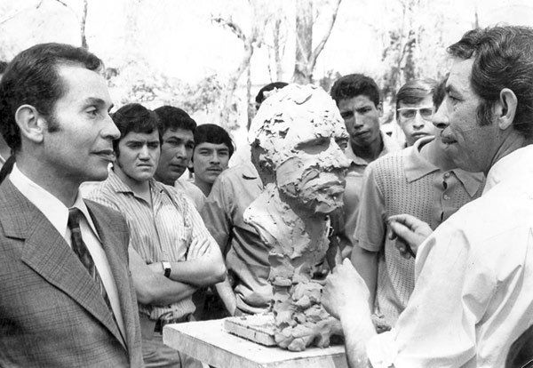 Manuel Aguillar de La Torre Terracota Figurativa