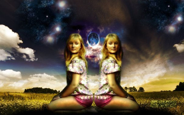 Eliptical Planets Parallel Worlds