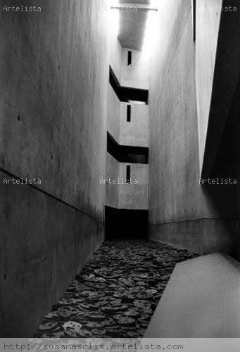 Void (II)