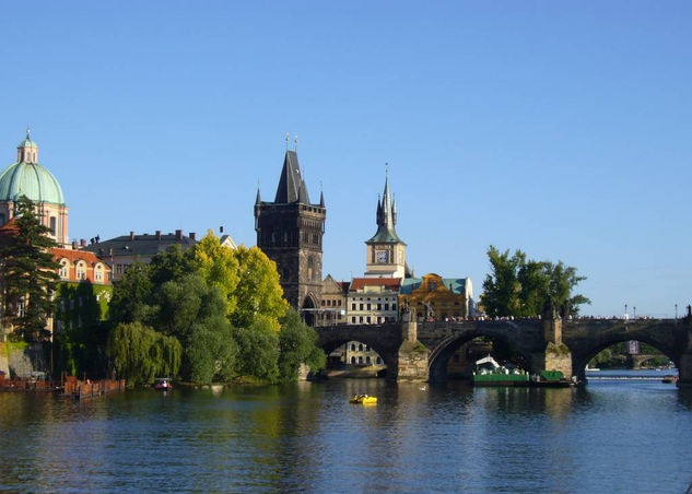 Rio Moldava-Puente de Carlos IV-Praga Viajes Color (Digital)