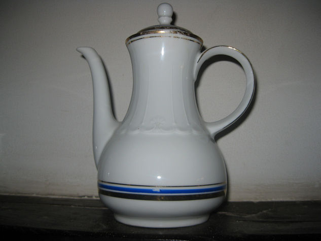 Cafetera de porcelana 