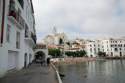 Iglesia y cala