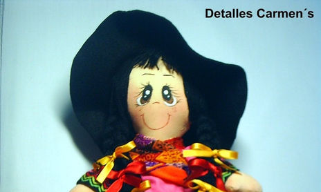 DOLL ANDEAN FASHION AND COLORFUL