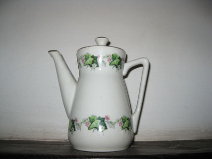 Cafetera de porcelana