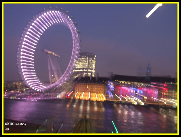 london eye 