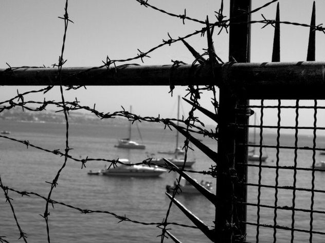 Destination Cascais. Shapes & Spaces