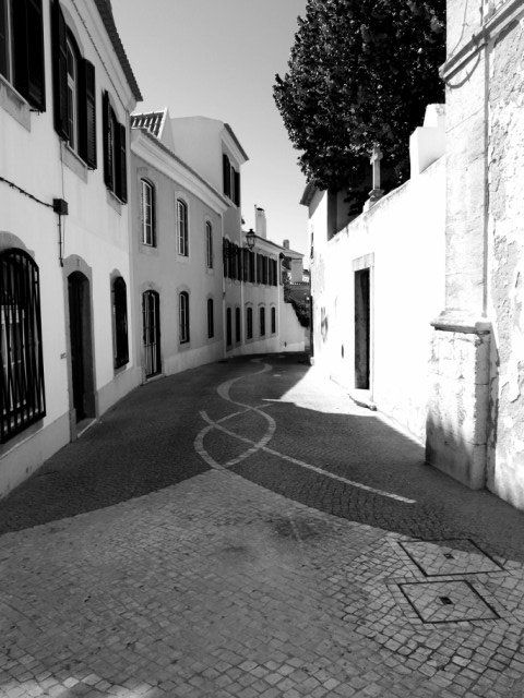 Destination Cascais. Shapes & Spaces